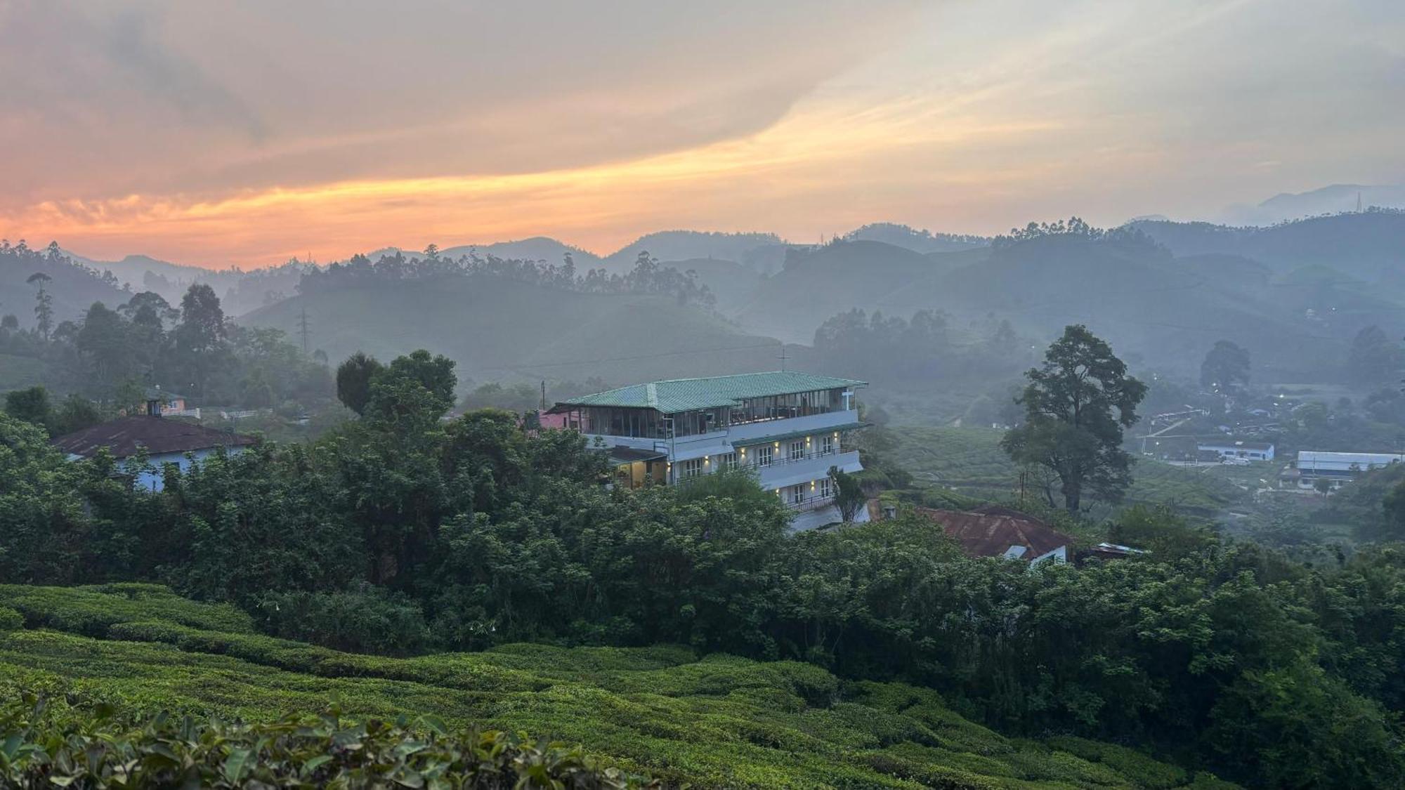 7 Malai Residency Homestay *